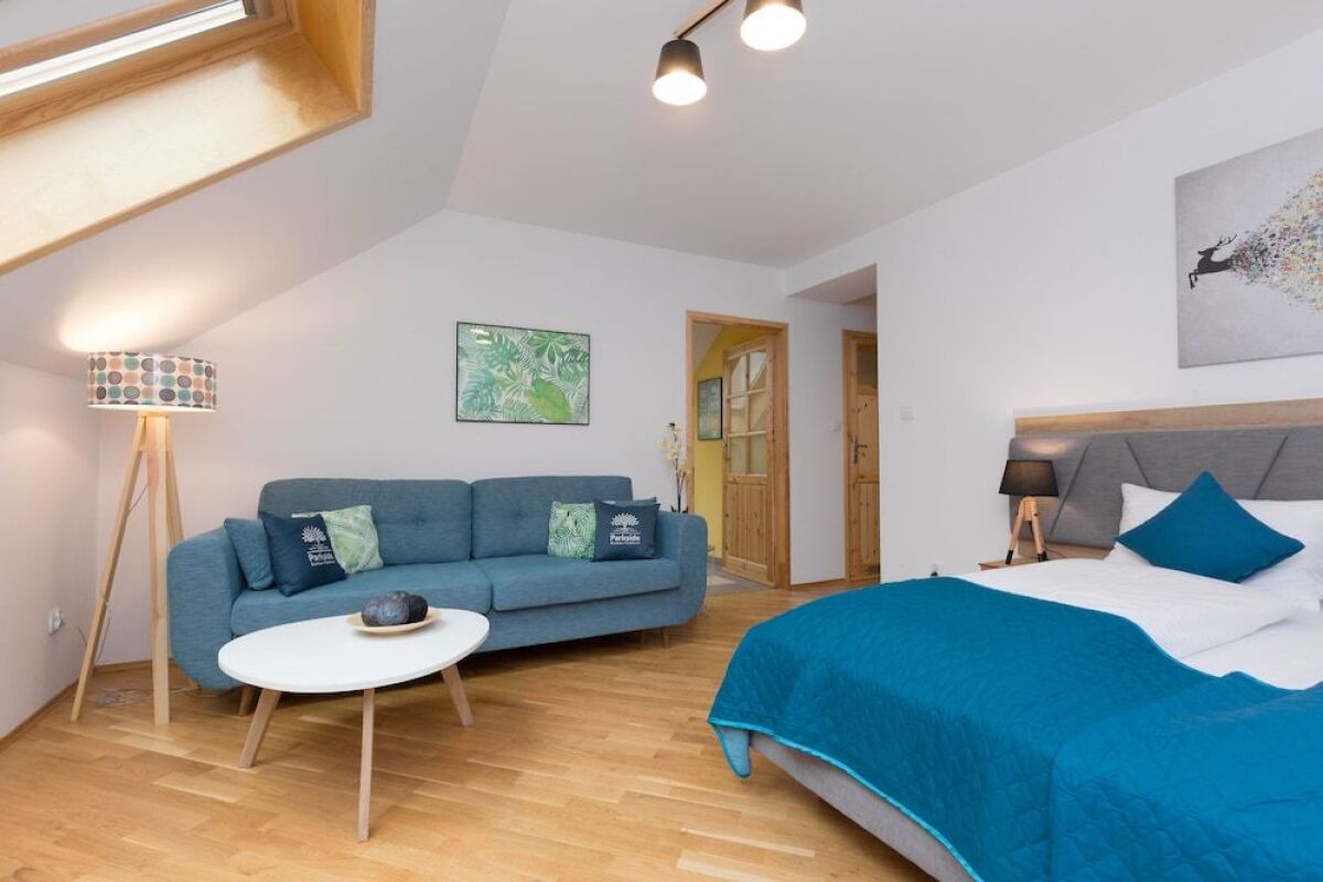 1898 Parkside Boutique Residence