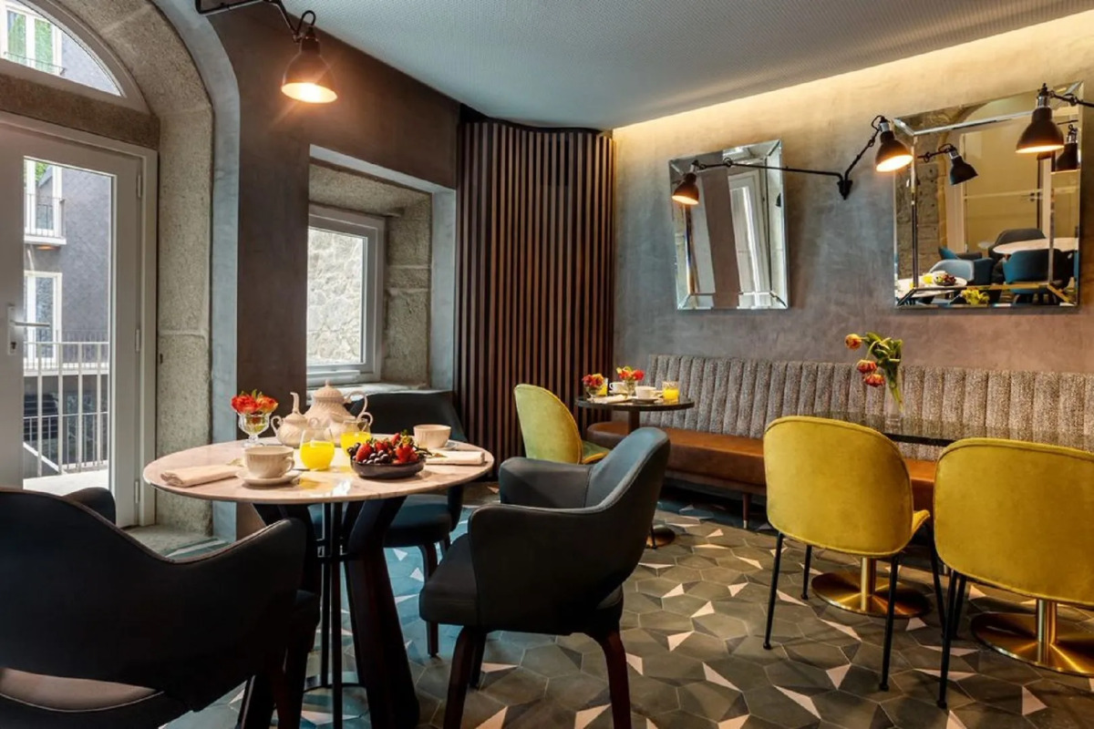 Pousada Porto - Rua das Flores