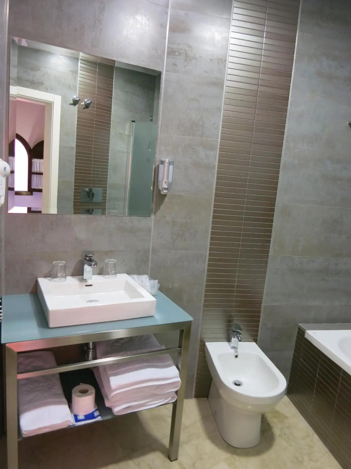 Hotel Patio de la Alameda