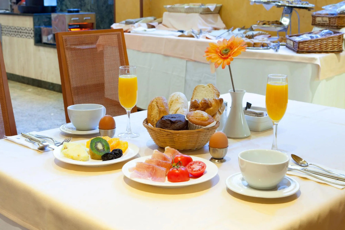 Senator Granada Hotel