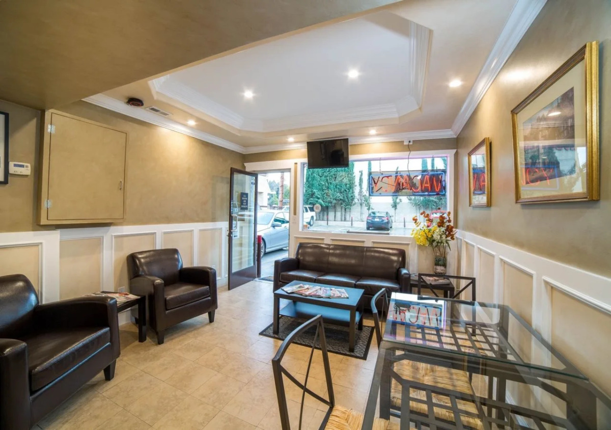 Nite Inn - Walking Distance to Universal Studios Hollywood