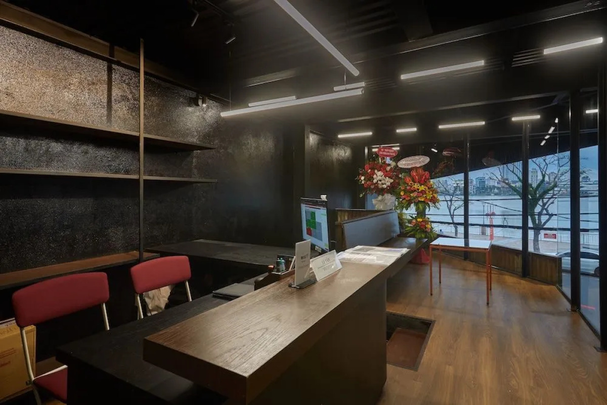 The Garden Capsule Hotel