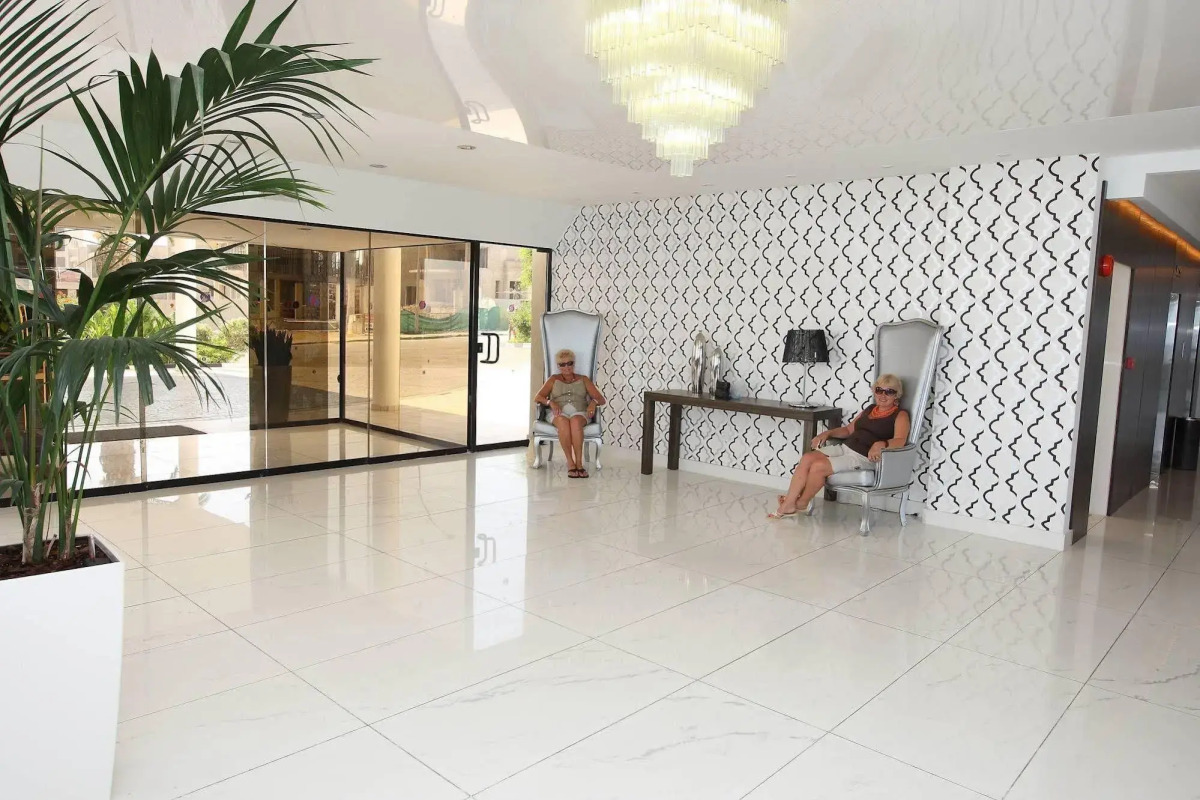 Silver Sands Beach Hotel