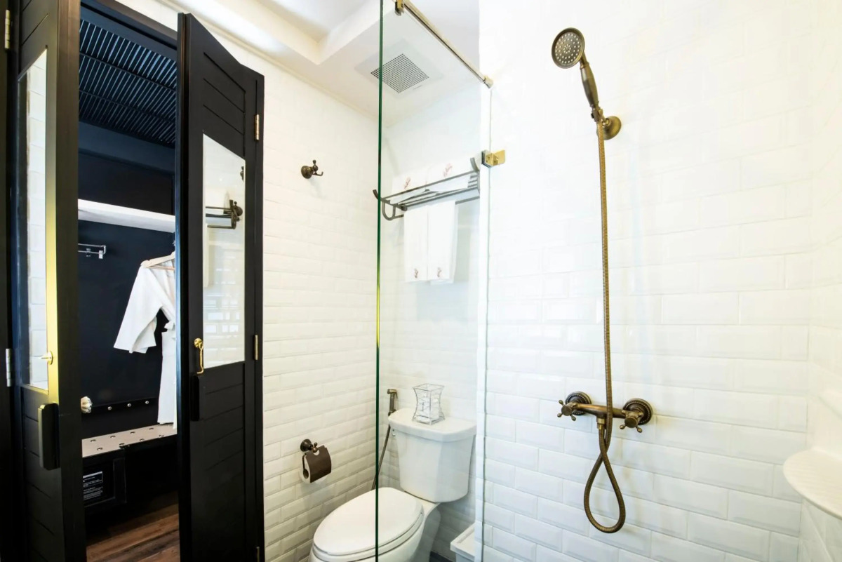 Phi Phi Harbour View Hotel