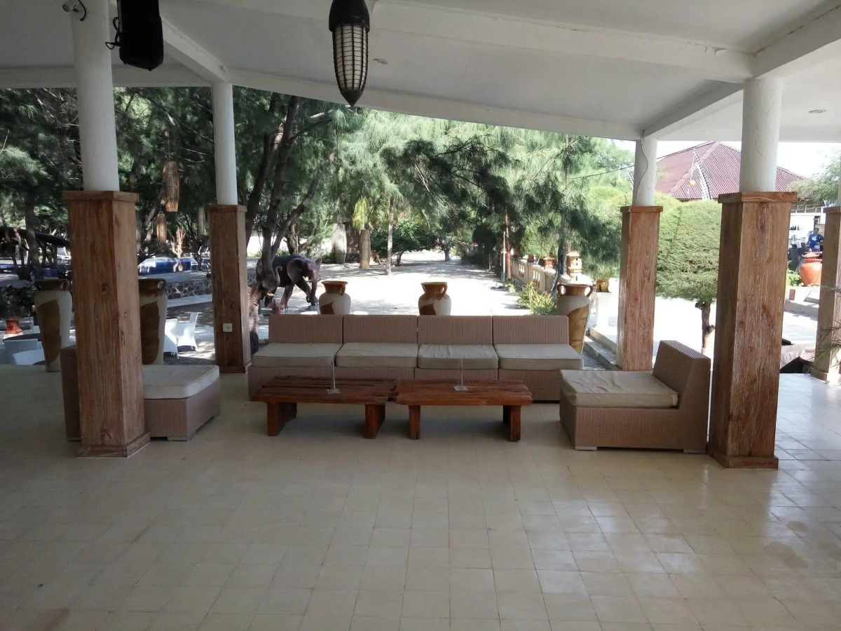 Jambuluwuk Oceano Resort Gili Trawangan