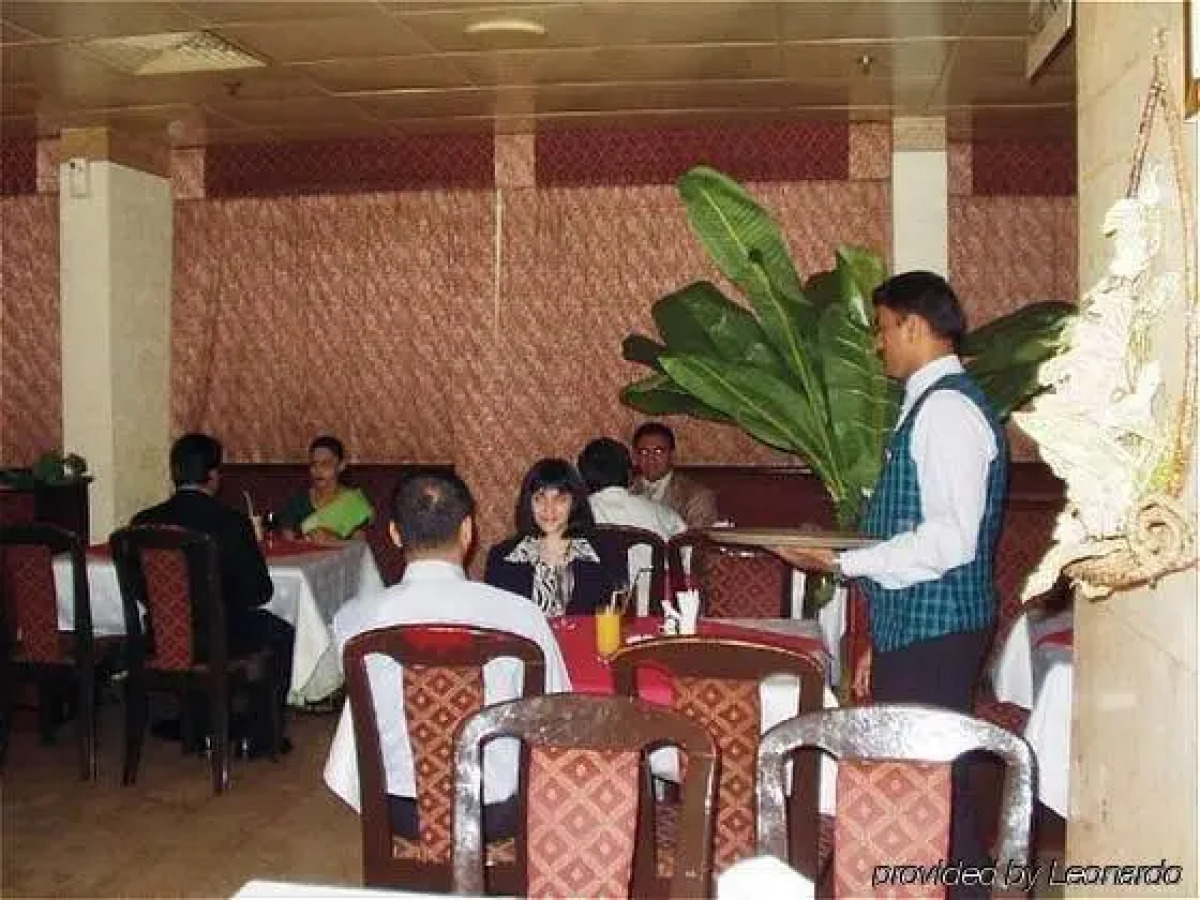 Sun And Sands Plaza Hotel