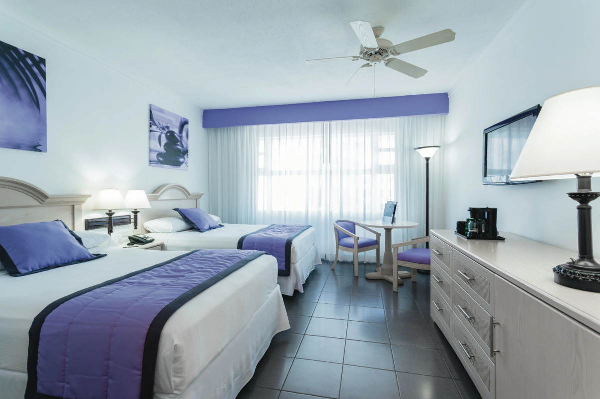 Hotel Riu Plaza Miami Beach