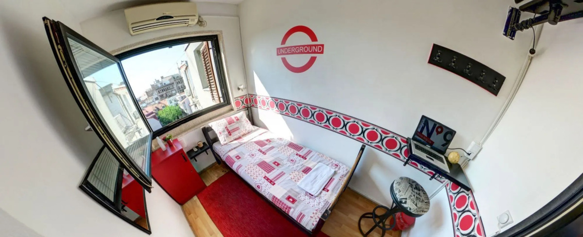 Rooms And Apartments S