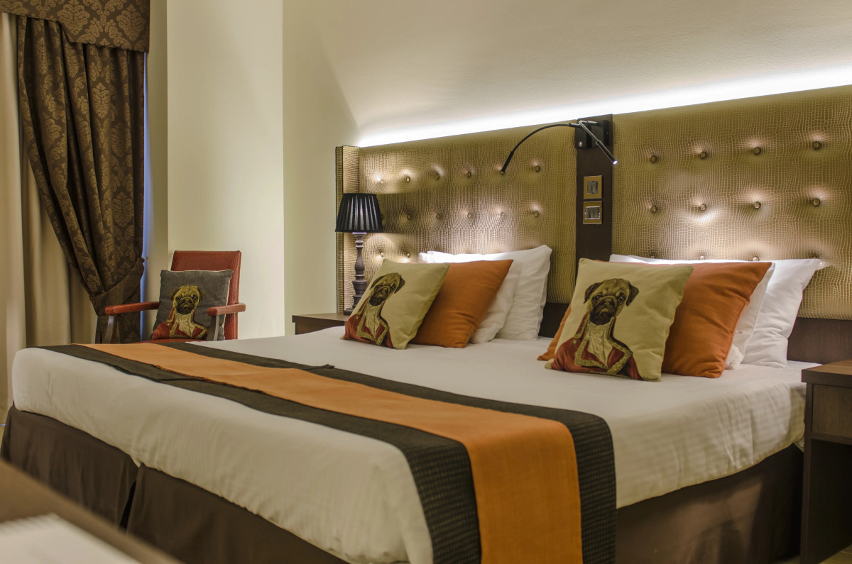 AX The Victoria Hotel