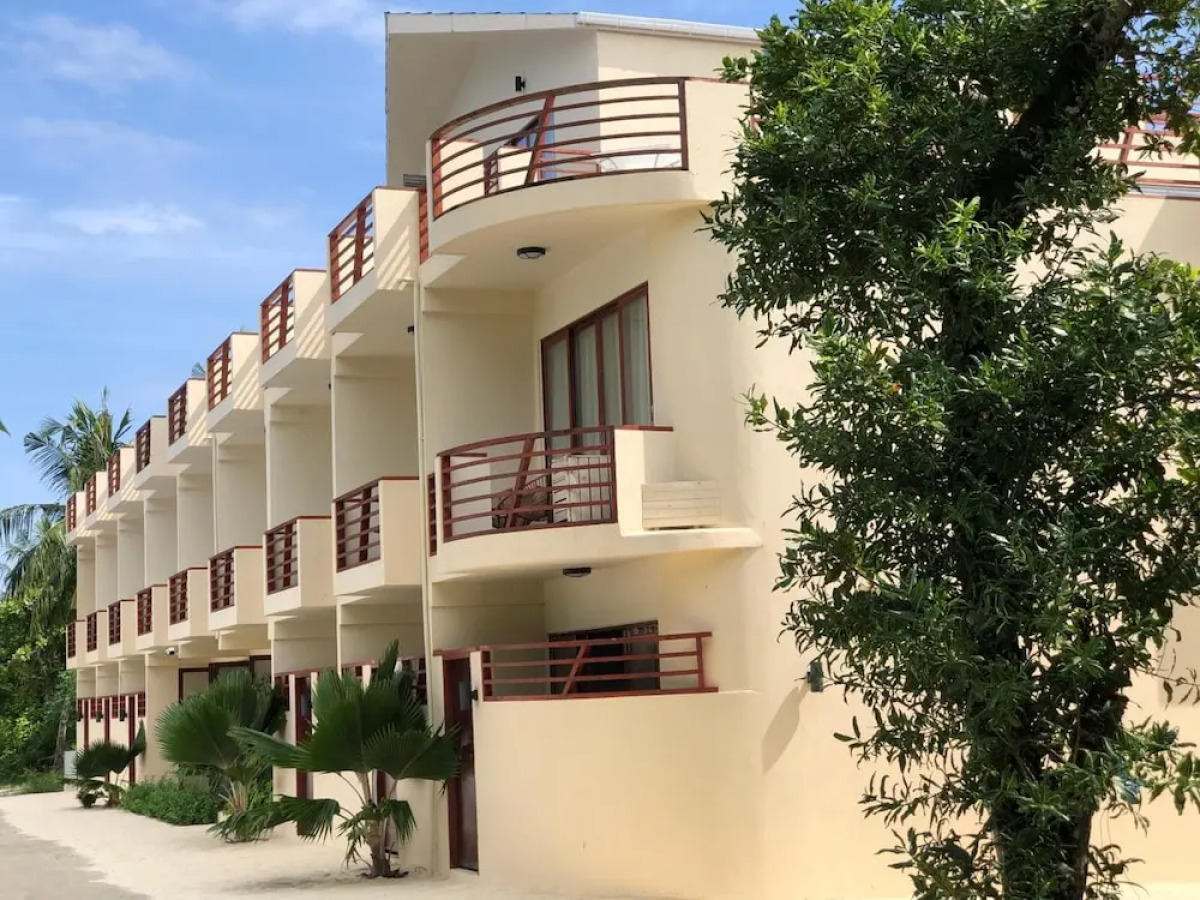 Отель White Sand Dhigurah