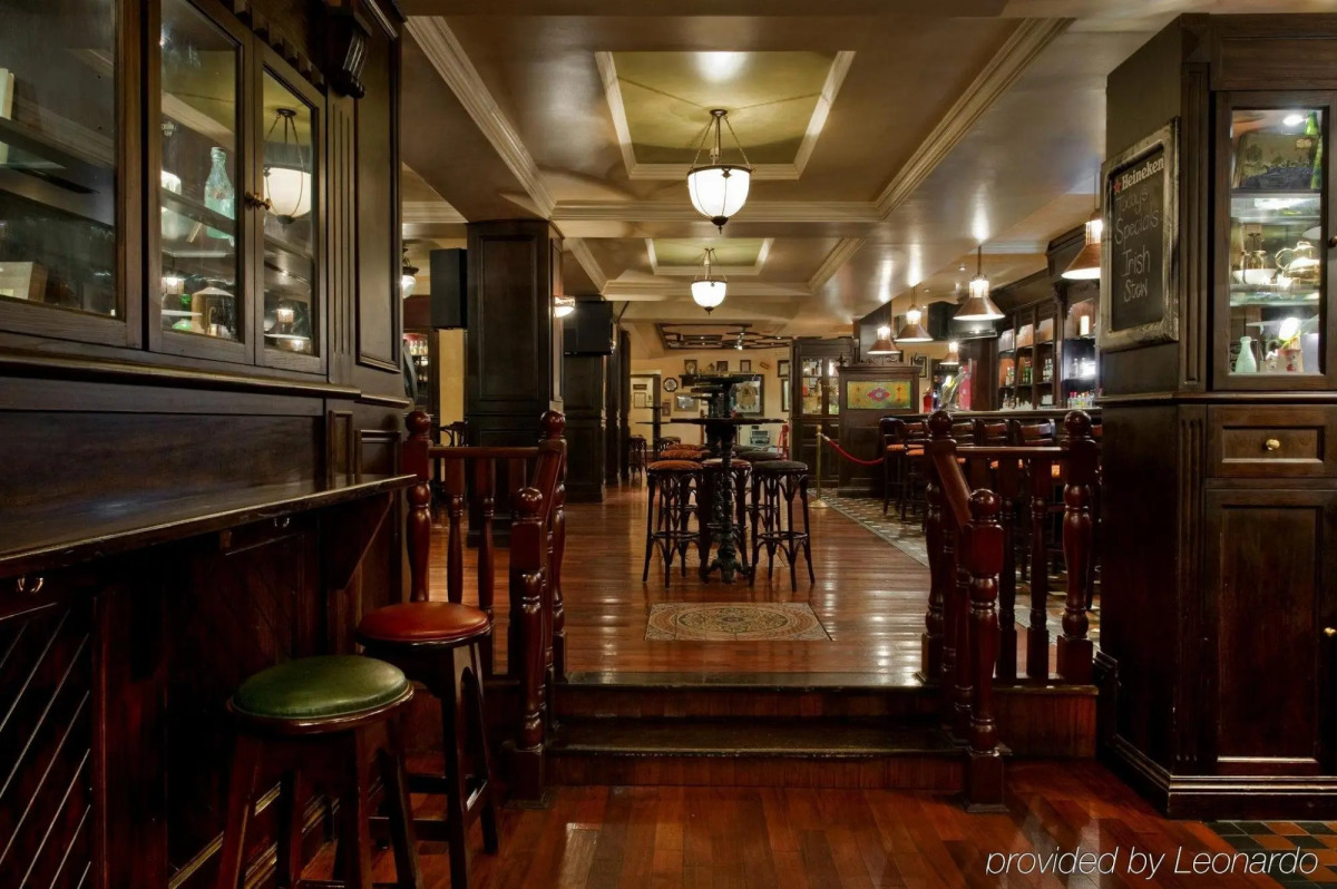 Sheraton Grand Doha Resort & Convention Hotel