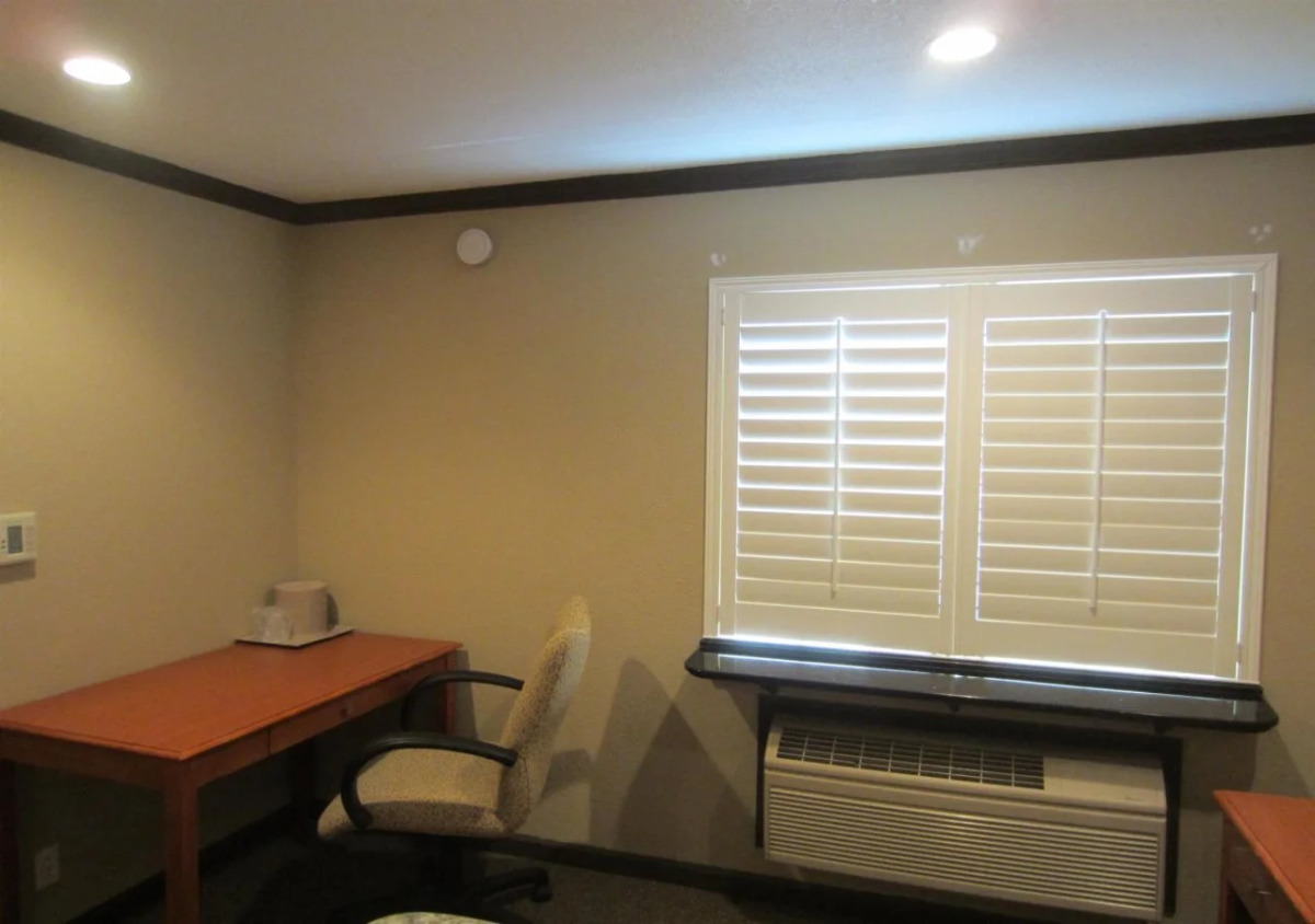 Deluxe Inn Redwood City