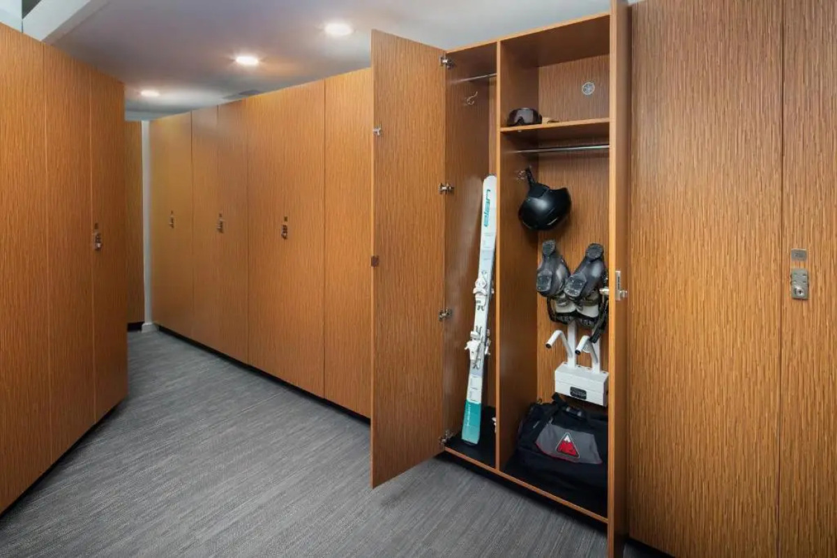 Beach Retreat & Lodge at Tahoe