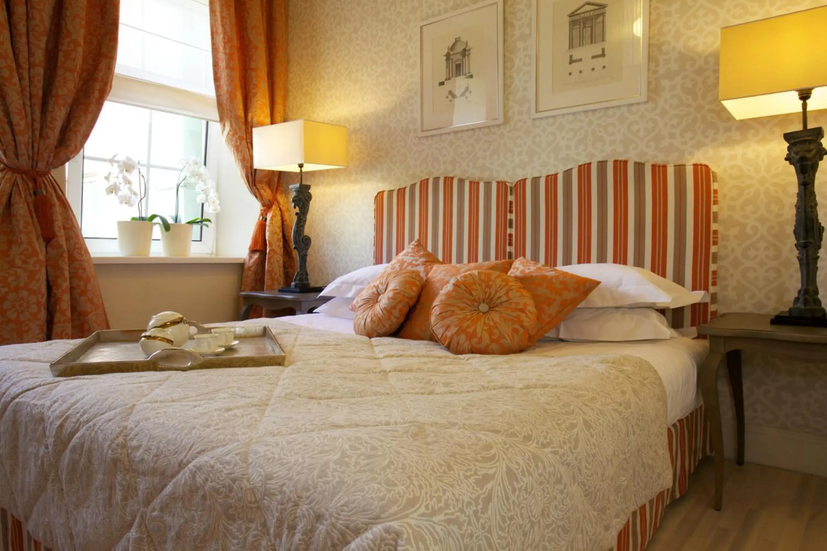 Отель «Апия»