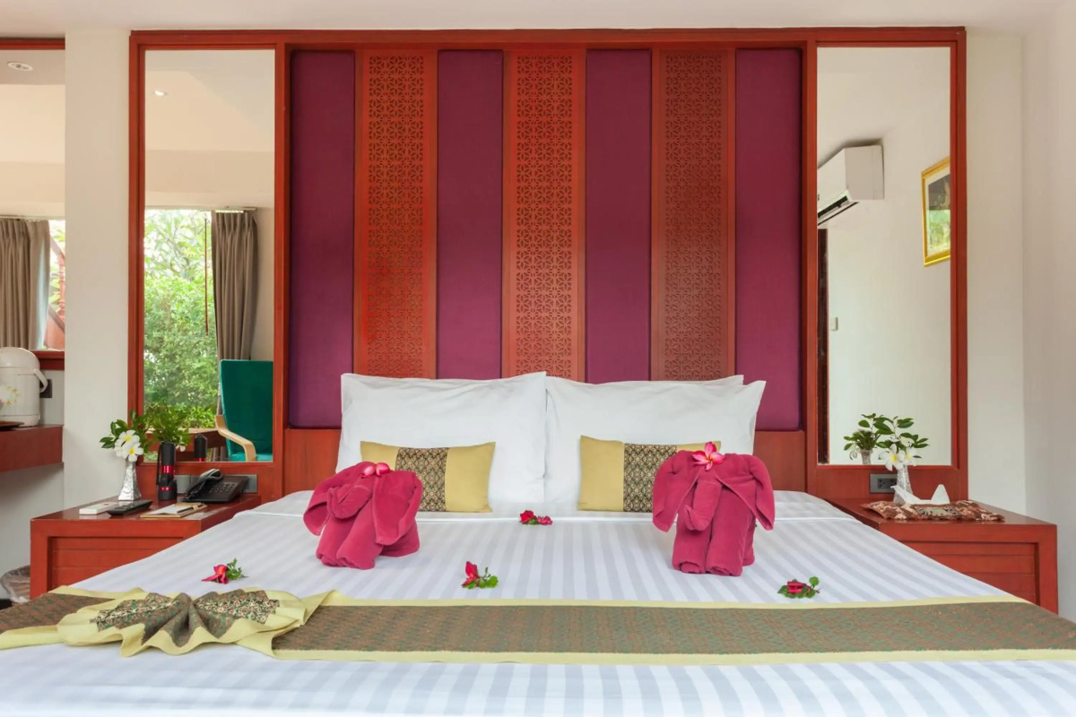 P. P. Erawan Palms Resort