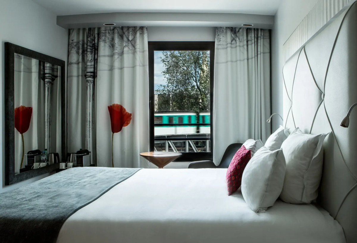 Le Parisis Paris Tour Eiffel