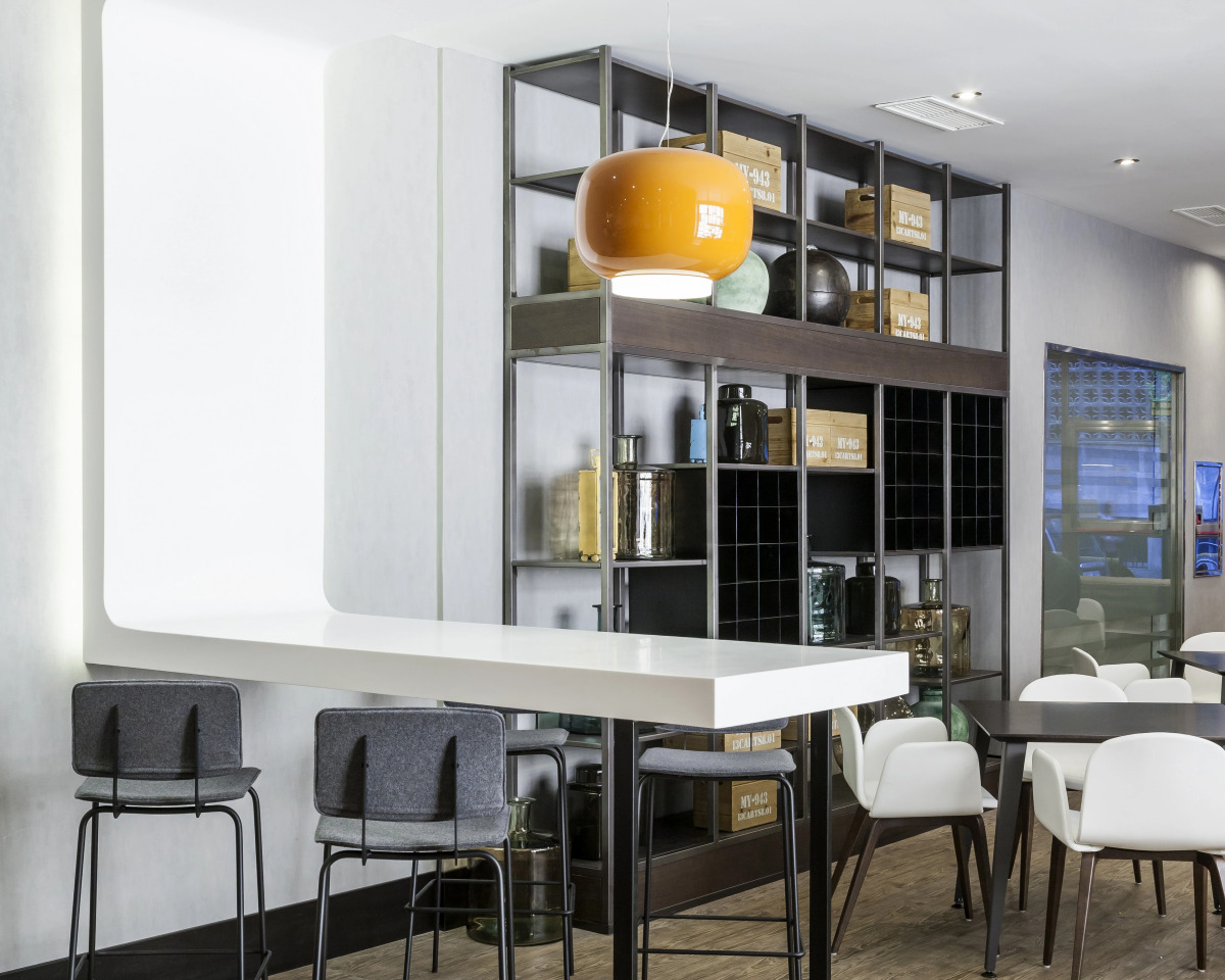 Отель Ilunion Bilbao