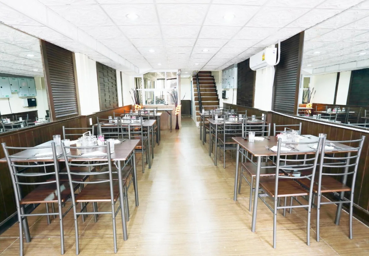 Sukhumvit 20 Guest House