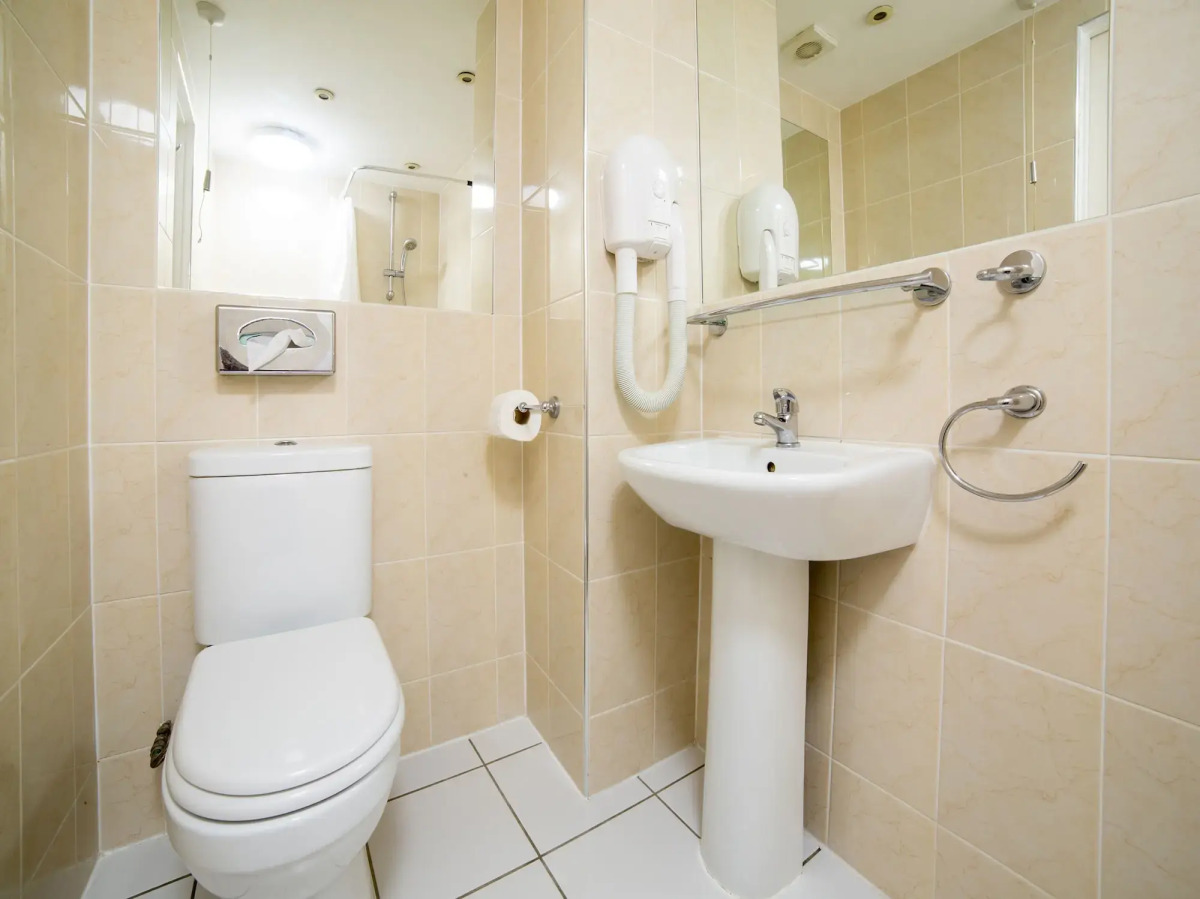 Отель Amsterdam