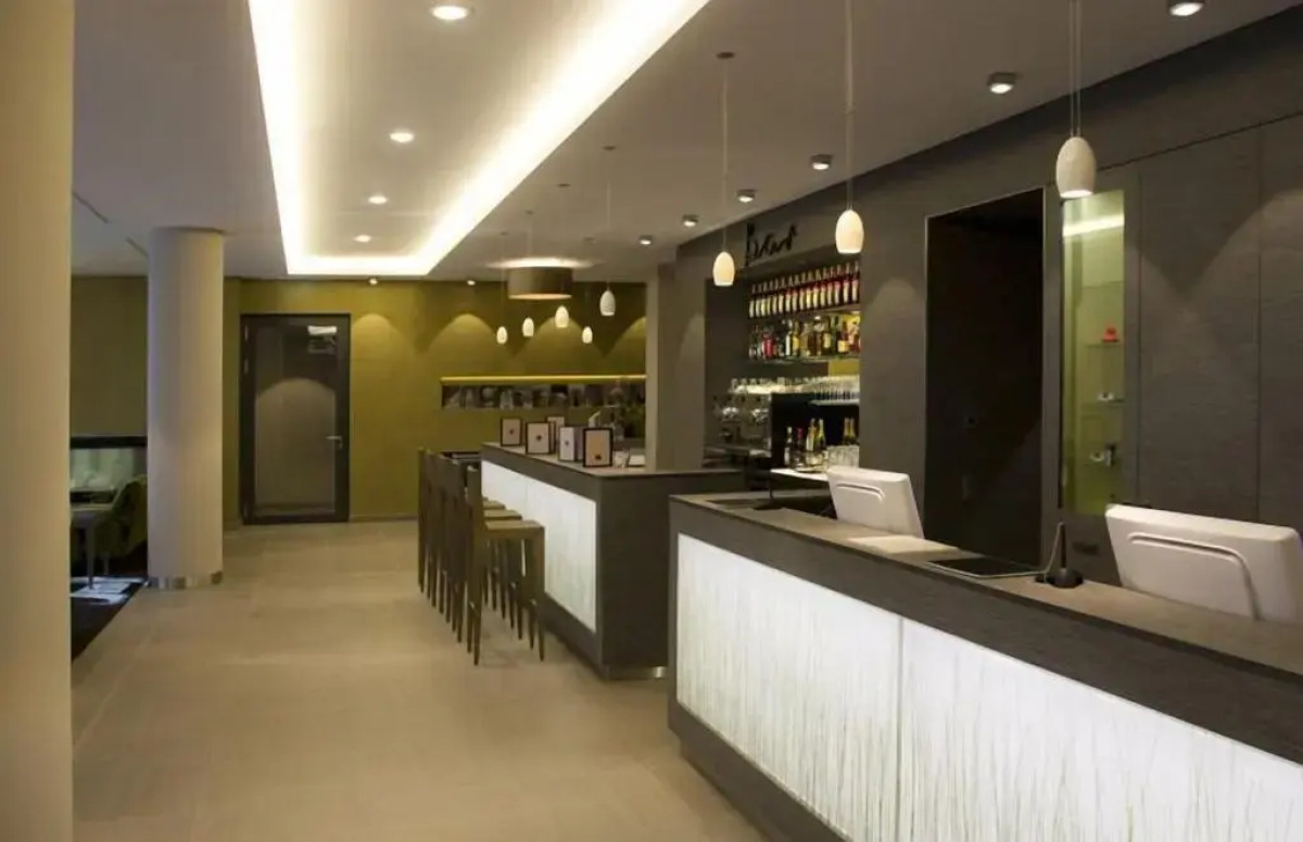 marc münchen - Adults Only