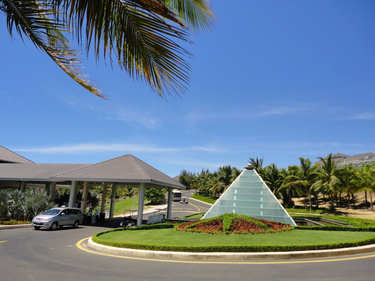 Sea Links Beach Hotel