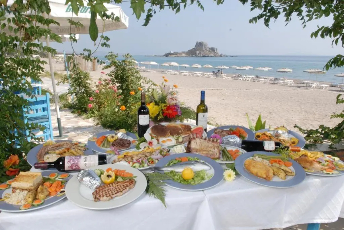 Sacallis Inn Beach Hotel