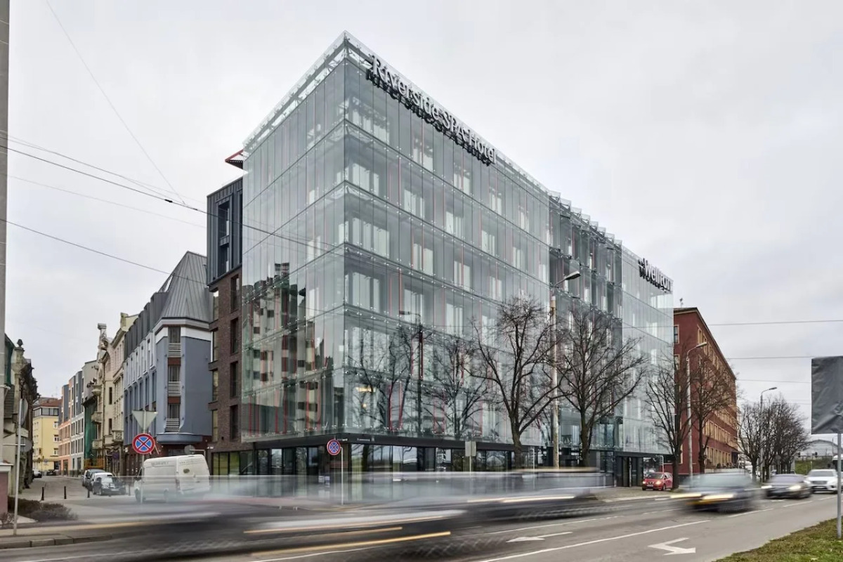 Отель Wellton Riverside Spa 