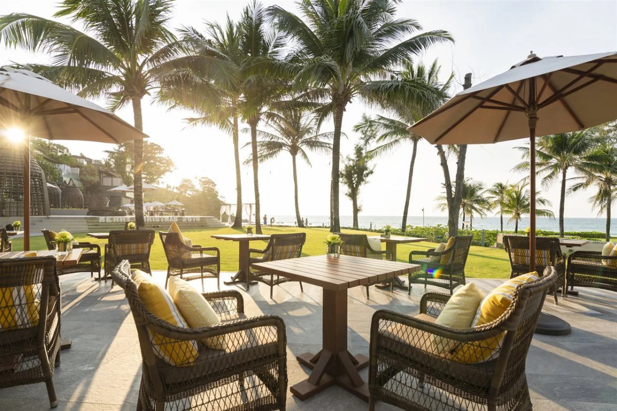 Отель The Shore at Katathani