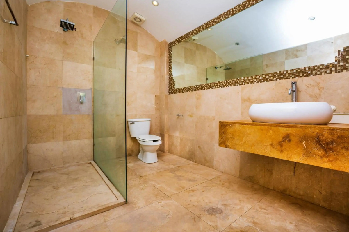 Capital O Cancun International Airport 24/7