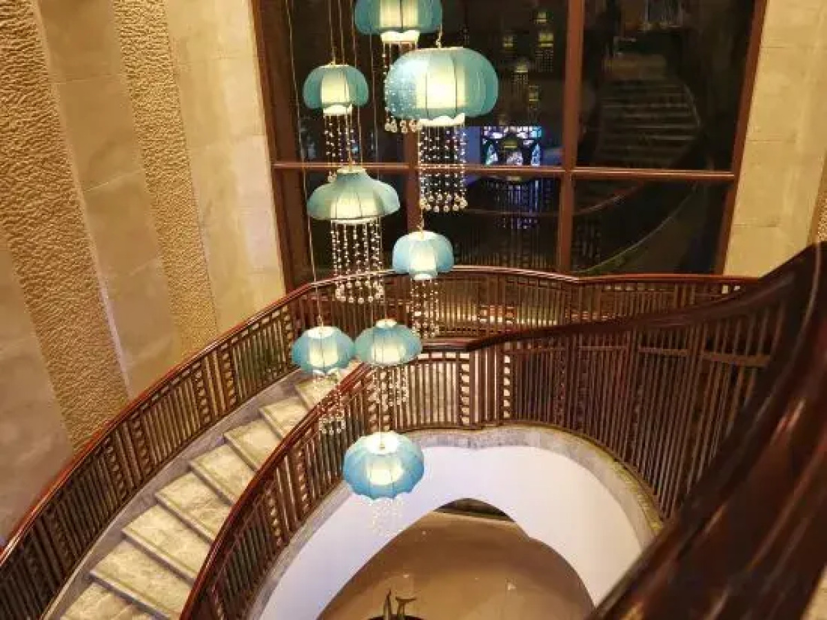 Yihai blue sky apartment (Lingshui Coral Sea store)