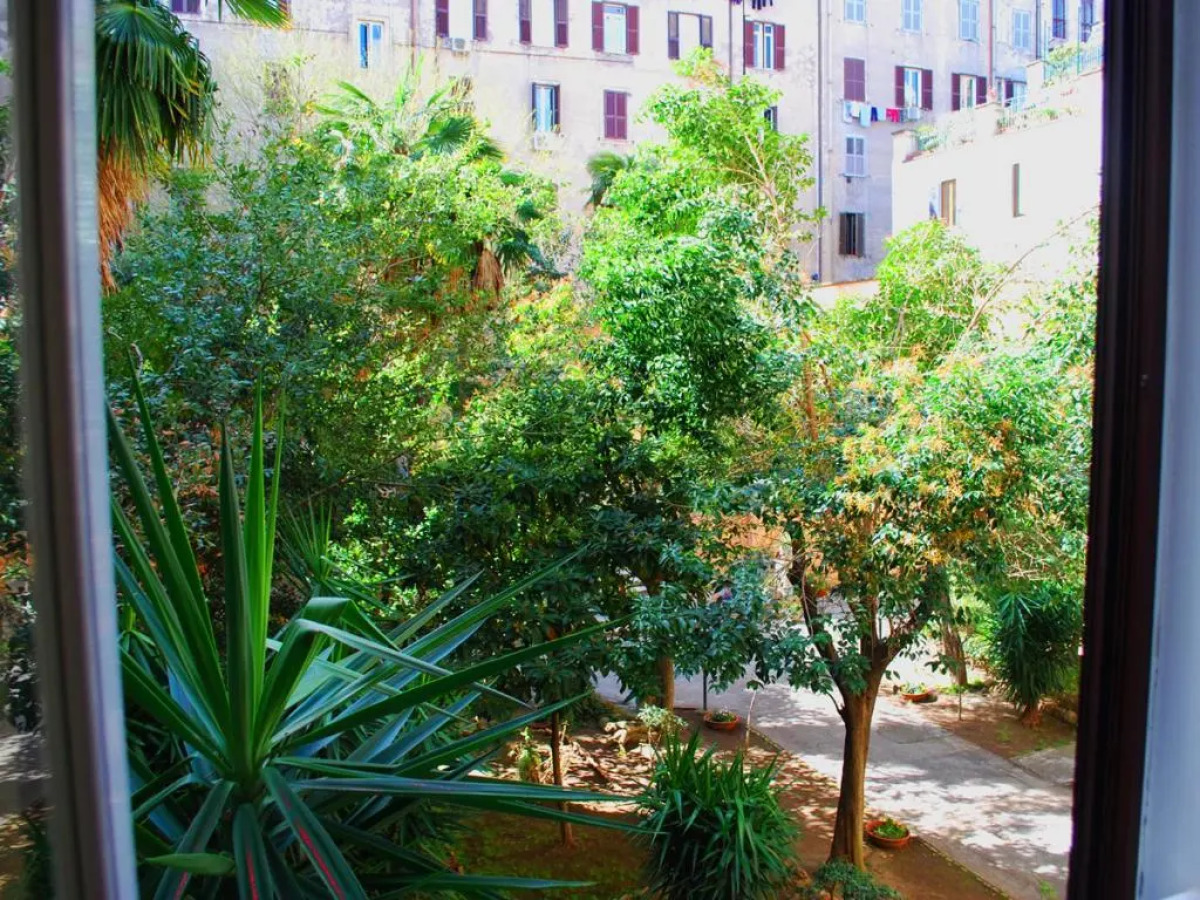 In Roma Vale & Hillary Colosseo