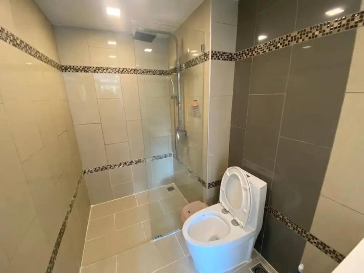 Laguna Bay 2 by PSR ASIA