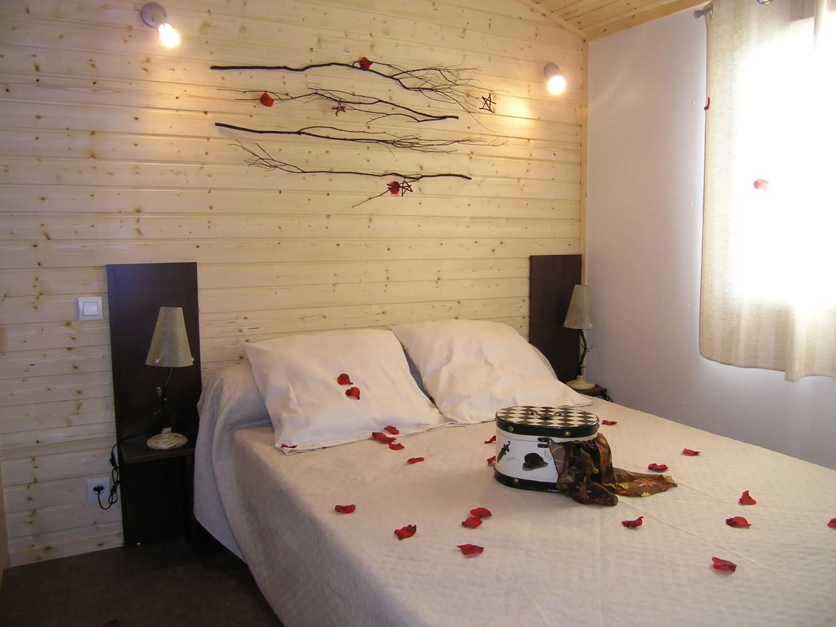 Terres de France - Hameaux des Marines