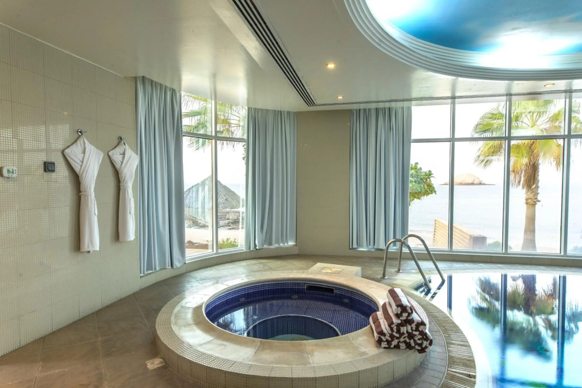 Royal Beach Hotel and Resort