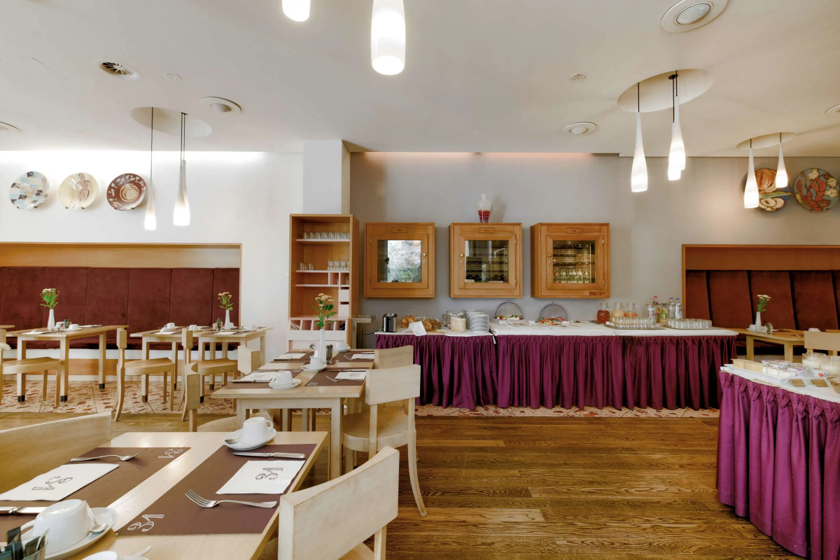 Hotel Bleibtreu Berlin by Golden Tulip