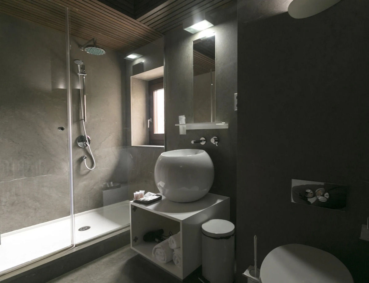 Shine Albayzín Hotel