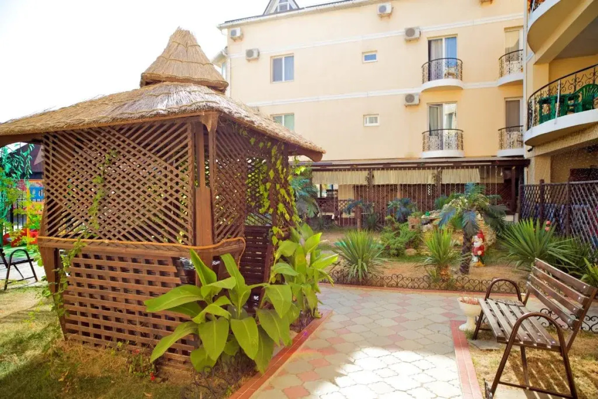 Morskoj Briz Guest House