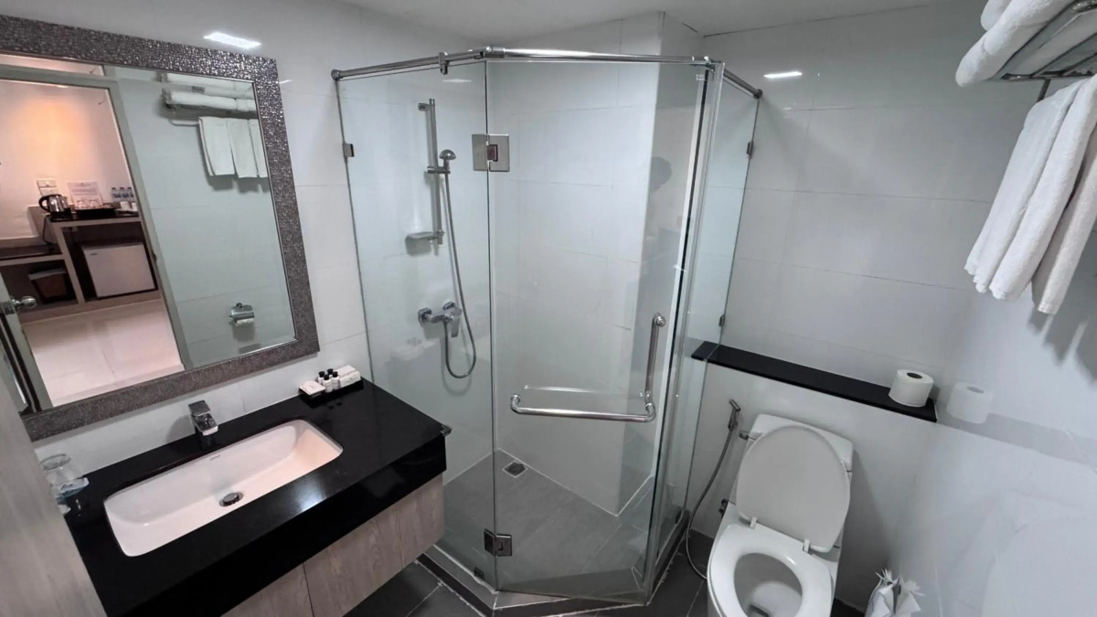 Methavalai Residence