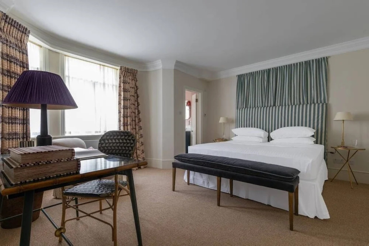 Tite Street IX by Onefinestay