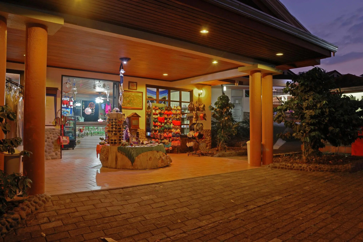 Volcano Lodge Hotel & Thermal Experience