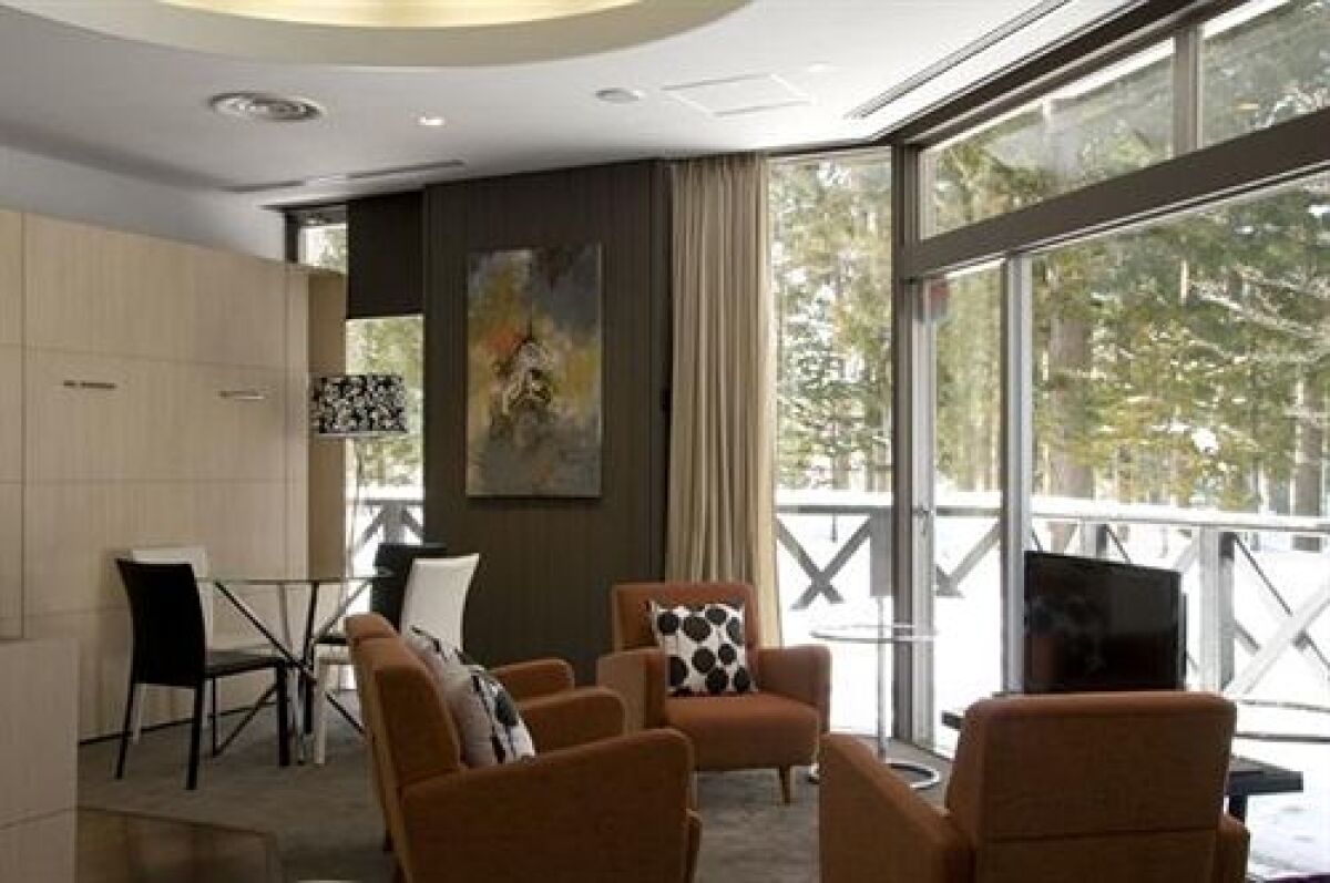 The Ridge Hotel & Apartments