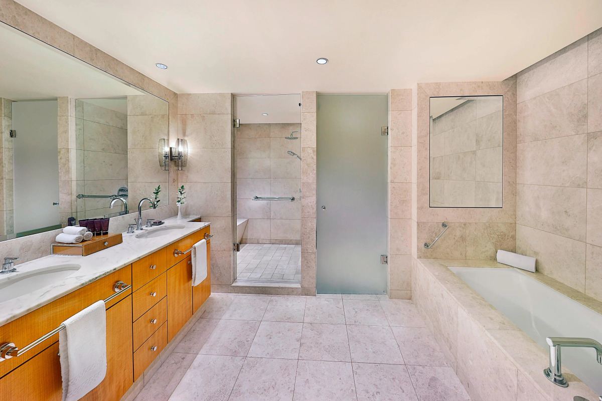 The Ritz-Carlton Residences, Dubai International Financial Centre