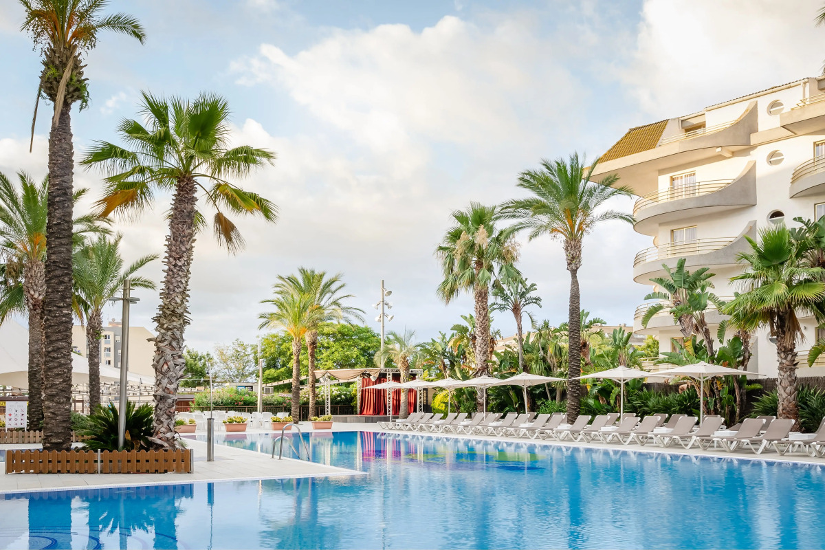 Отель Alegria Caprici Verd