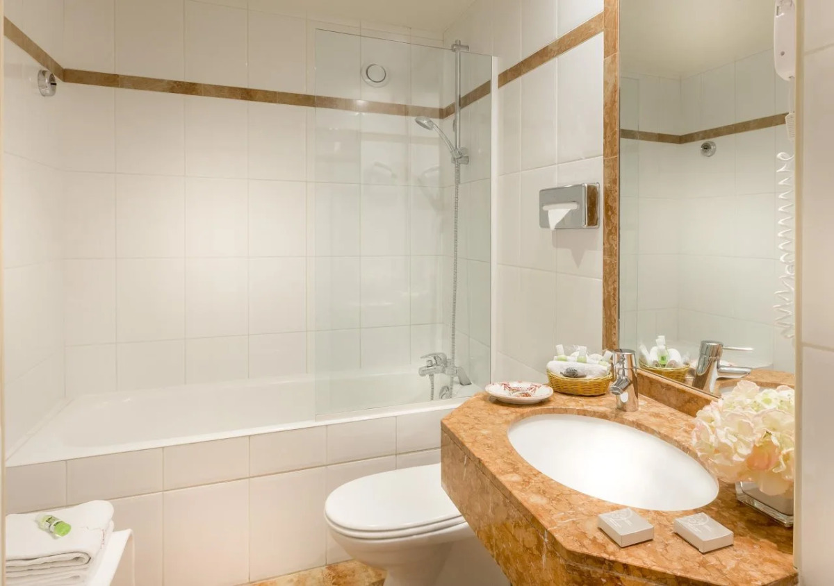 Dauphine Saint Germain Hotel