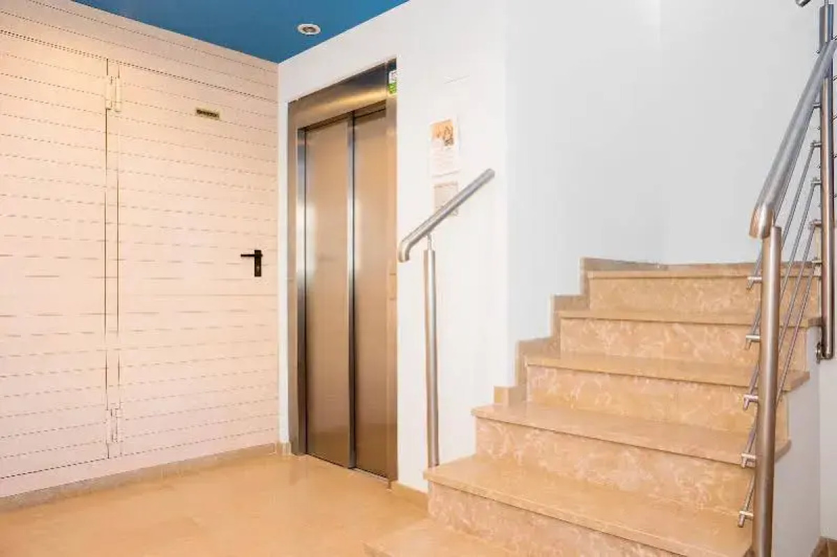 Apartamentos Sabinas El Pilar