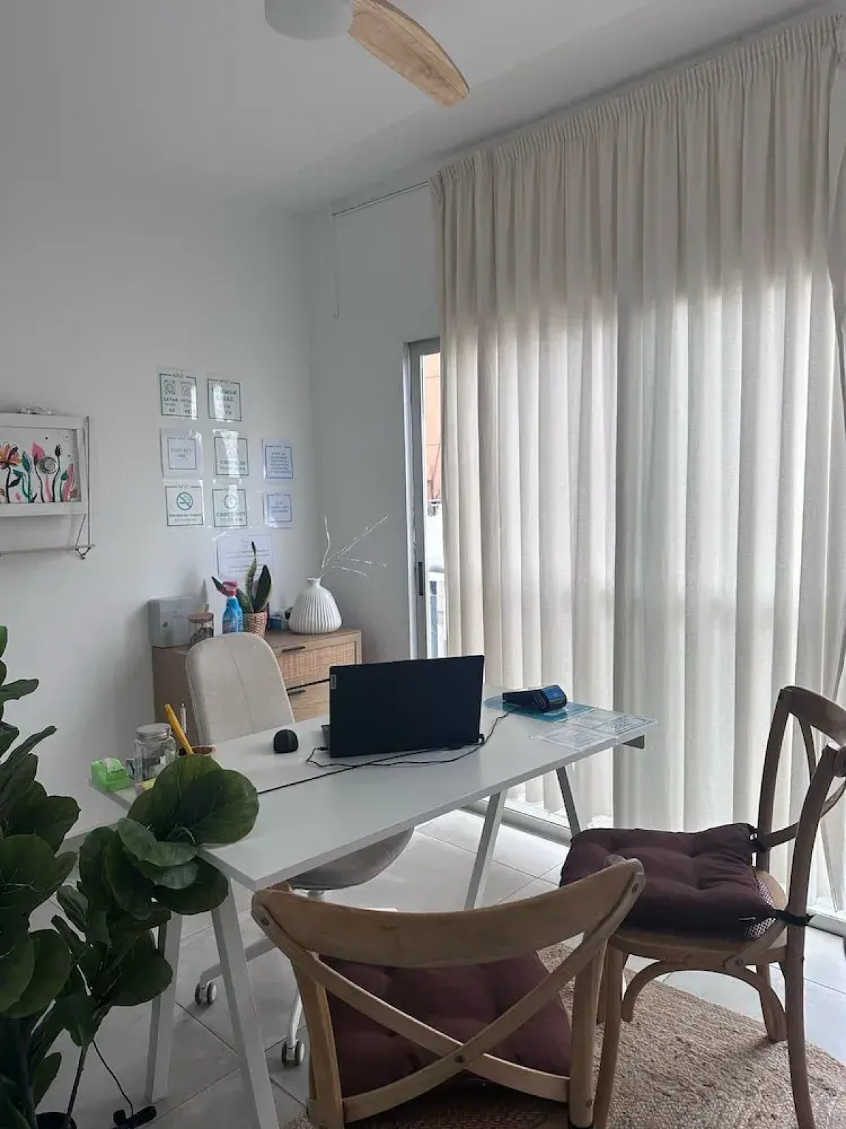 Cisne by Nest Hostel