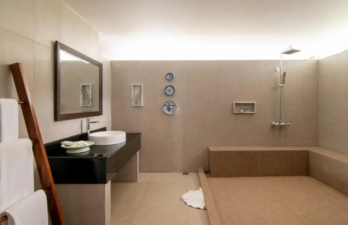 Thavorn Beach Village Resort & Spa Phuket