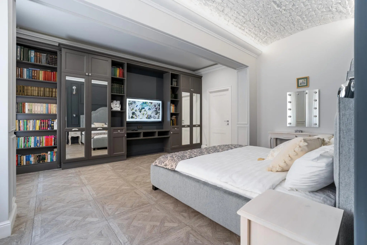 Letyourflat (Лэтюфлэт) на набережной Английская