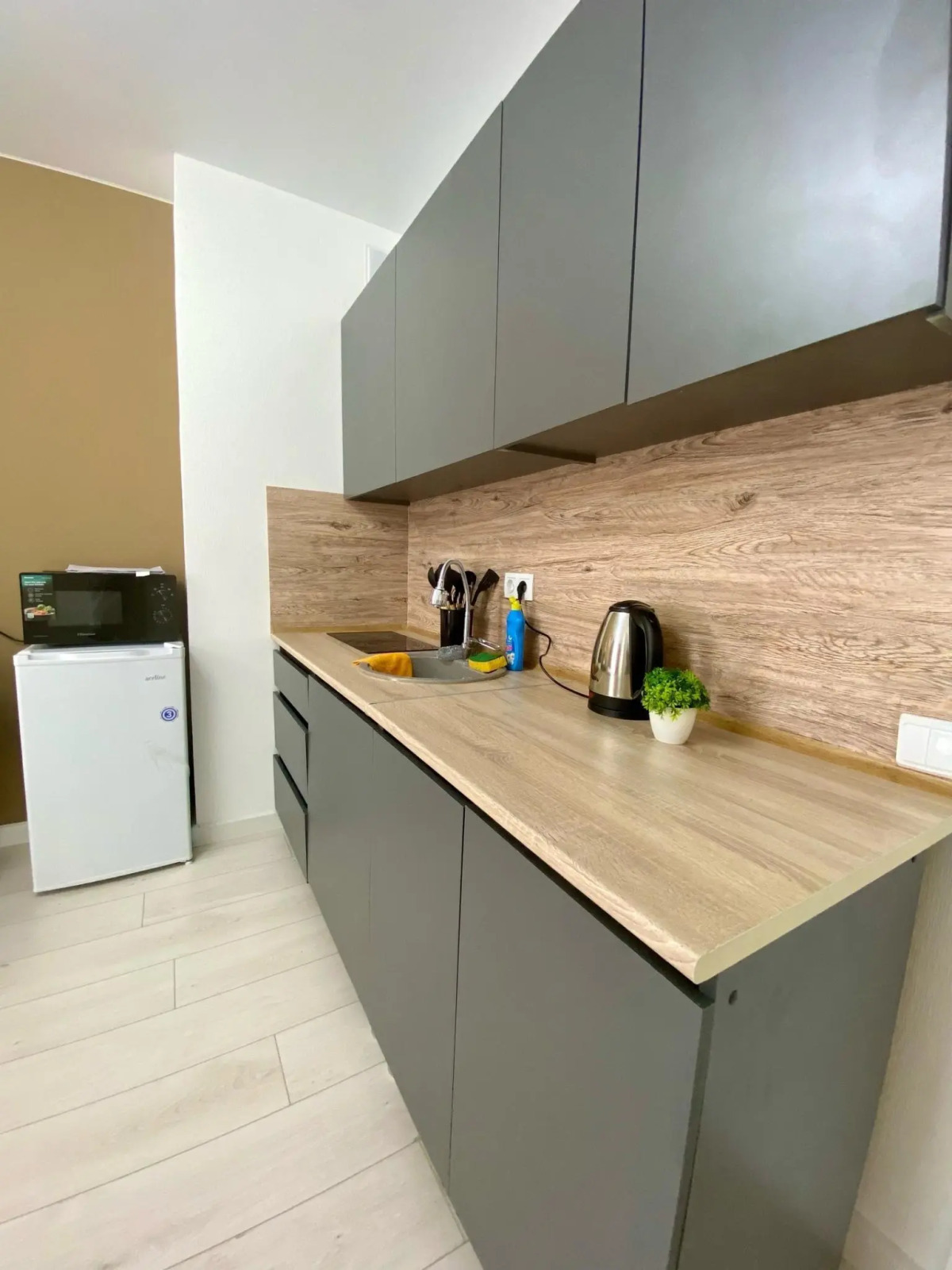 Апартаменты на улице Энгельса 115А/3