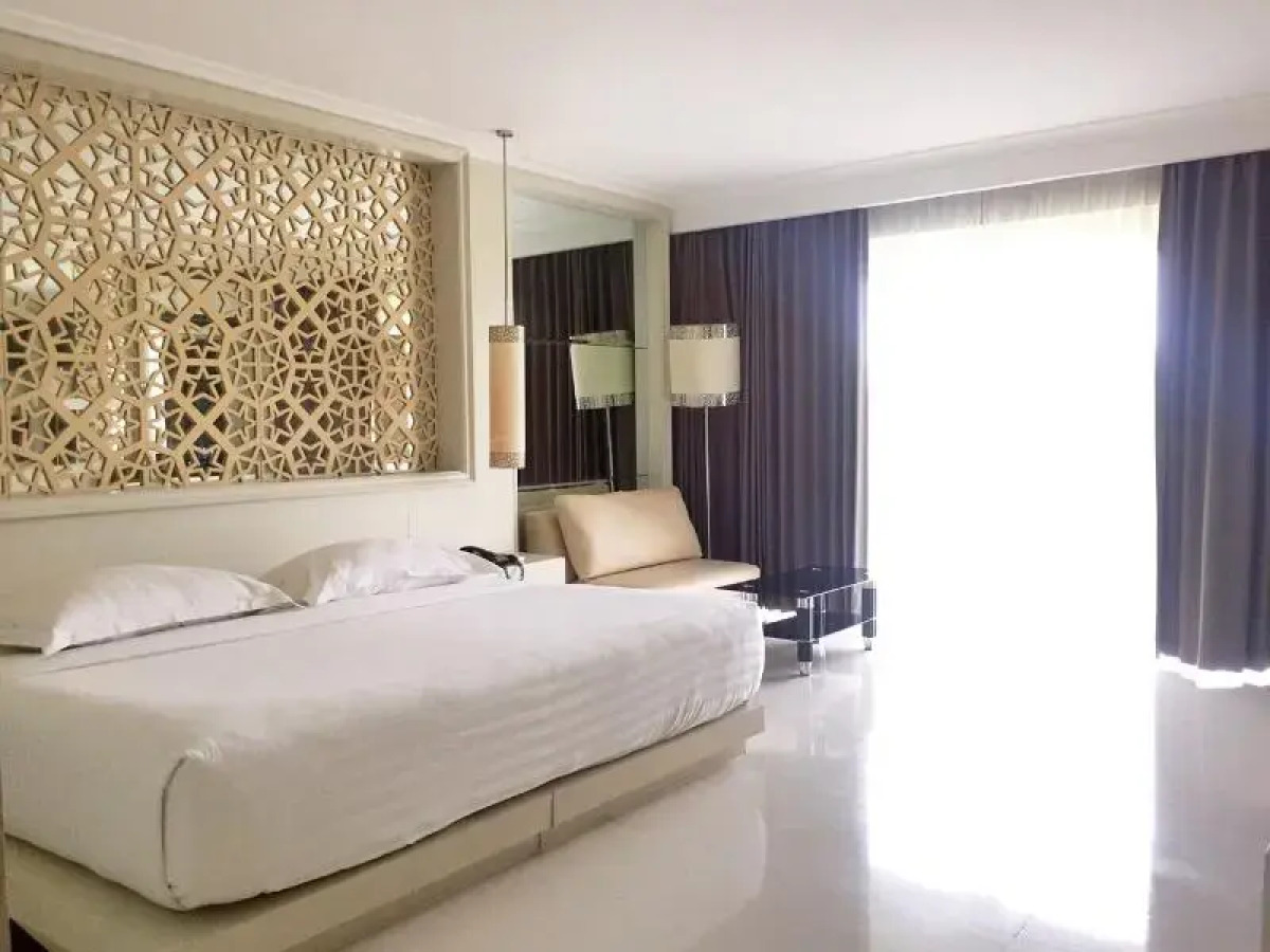 Dreamland Paradise Hotel